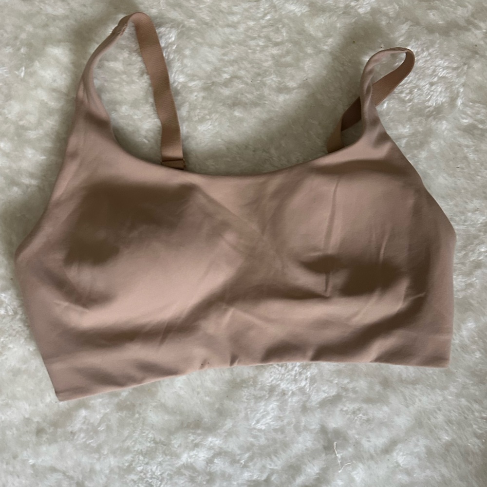 Lululemon bra
